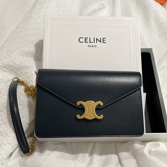 100% authentic Celine Wallet on a Chain 100% Calfskin leather. Color NAVY BLUE - Picture 7 of 9